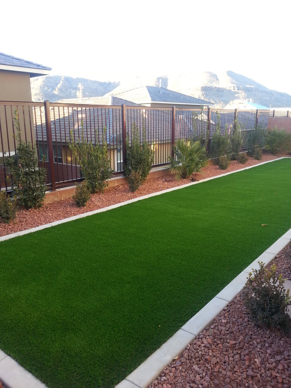 Artificial Turf & Concrete Border