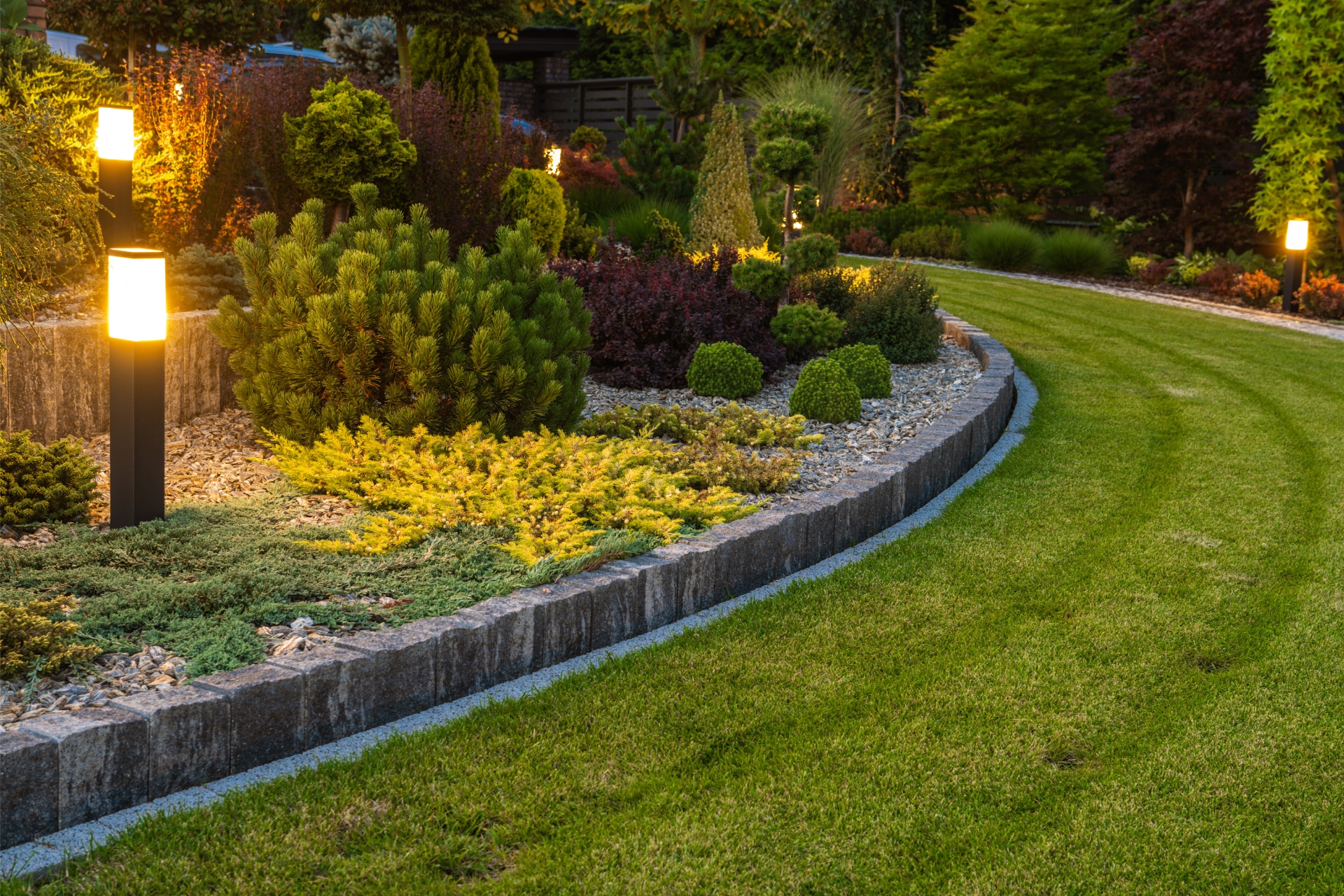 side yard landscape ideas