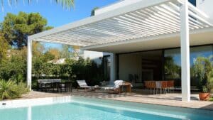 Modern backyard with clean pool ideas